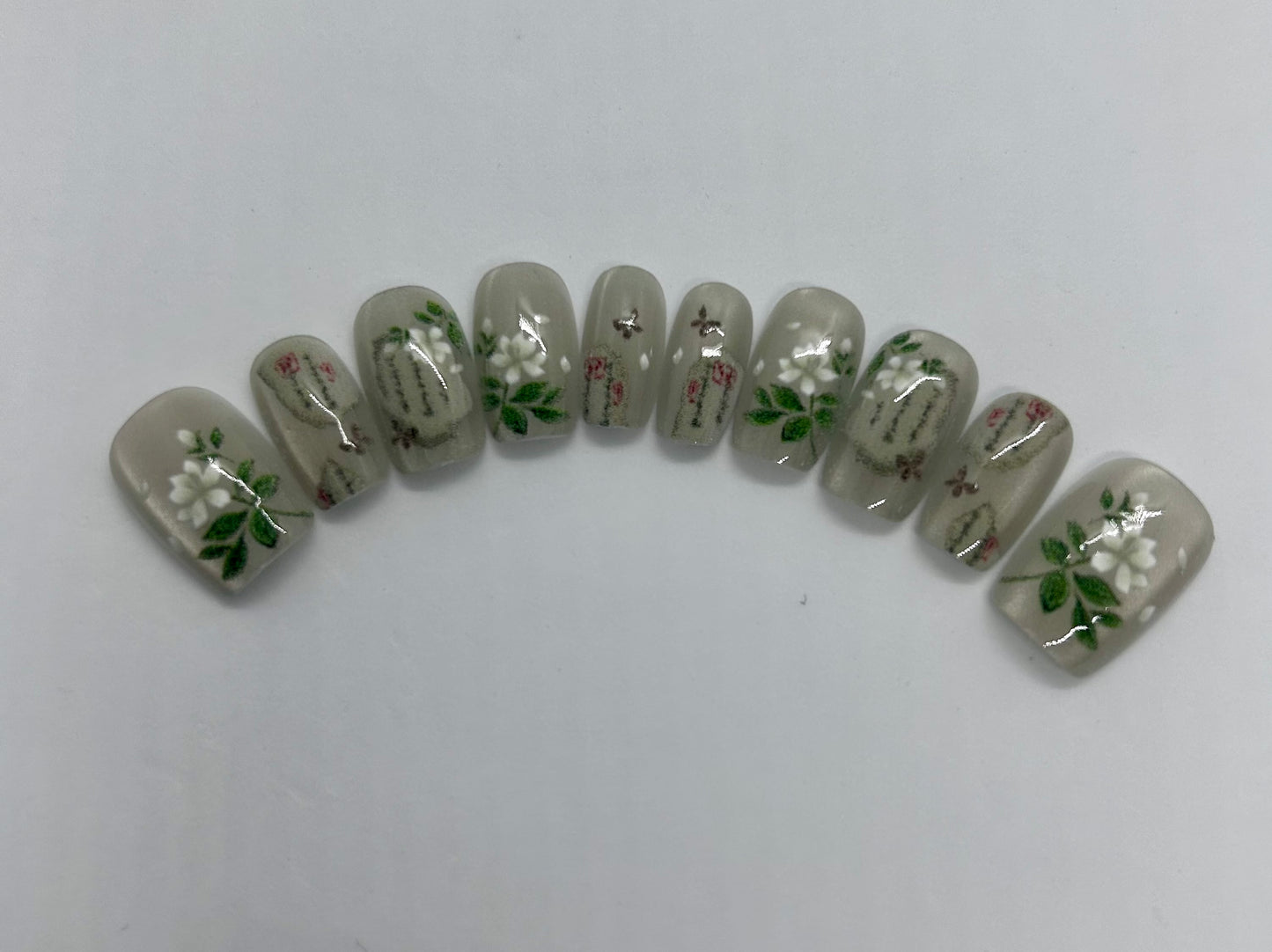 Short Squoval Muted Light Grey Floral Nails-MD008